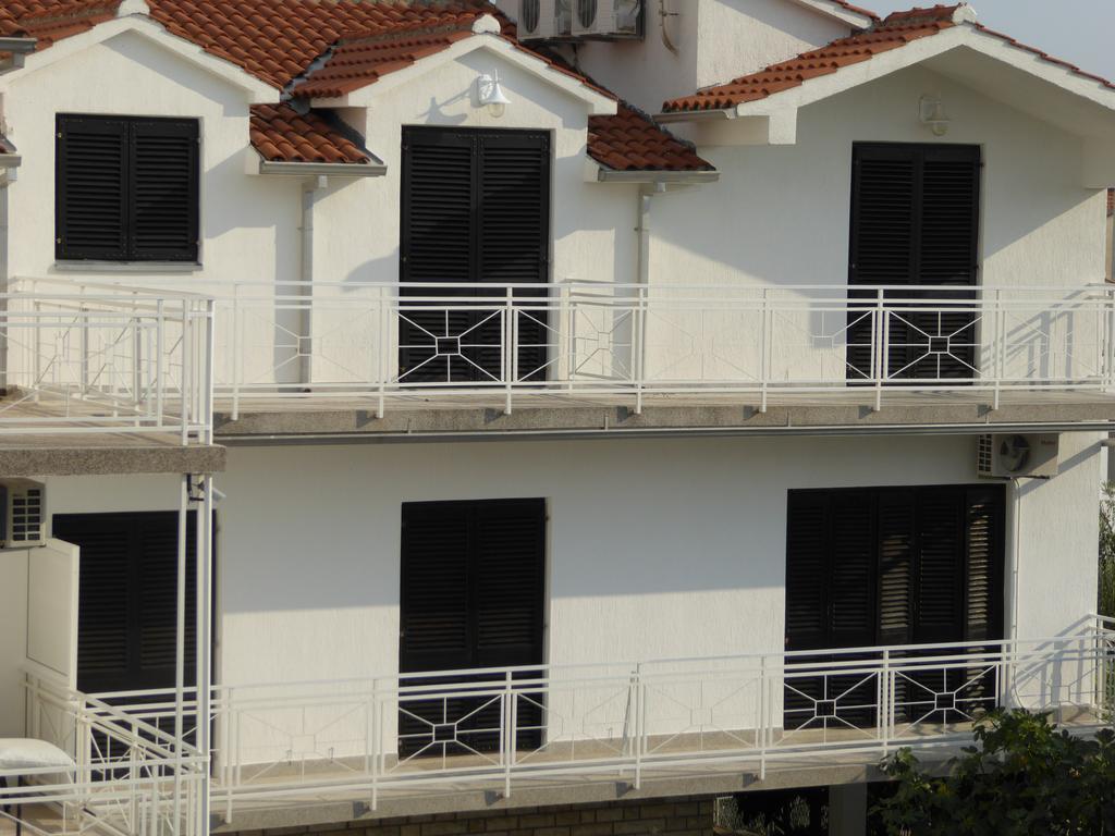 Apartments Bojanic Vodice Exterior foto