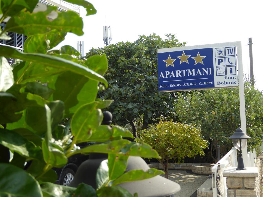 Apartments Bojanic Vodice Exterior foto